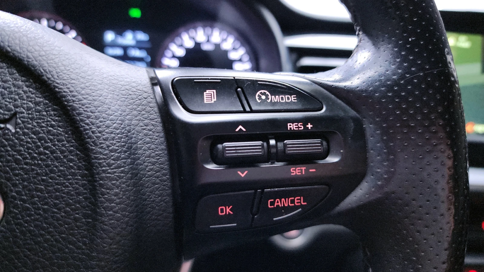 Kia Stonic 1.6 Prestige autogeorge.com, снимка 16 - Автомобили и джипове - 54136433