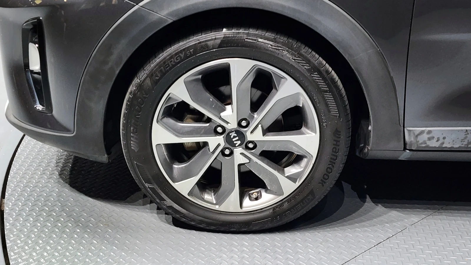 Kia Stonic 1.6 Prestige autogeorge.com, снимка 5 - Автомобили и джипове - 54136433