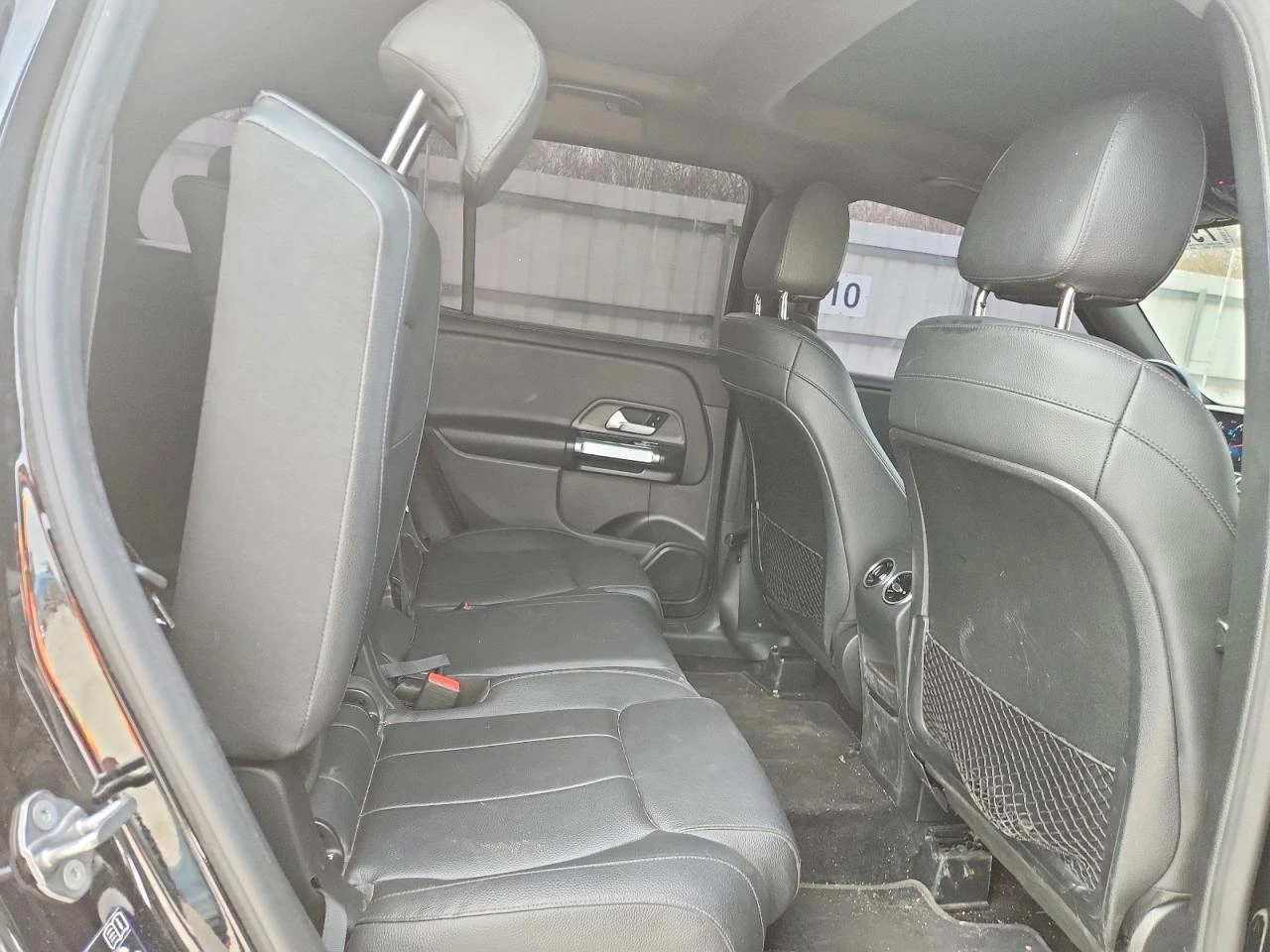 Mercedes-Benz GLB 2.0l 250 4Matic, снимка 11 - Автомобили и джипове - 54194101