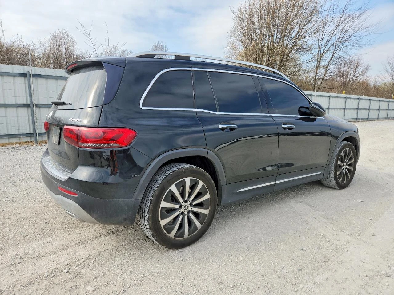 Mercedes-Benz GLB 2.0l 250 4Matic, снимка 3 - Автомобили и джипове - 54194101