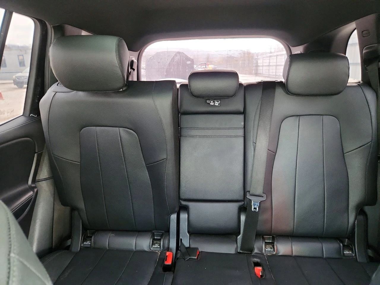 Mercedes-Benz GLB 2.0l 250 4Matic, снимка 10 - Автомобили и джипове - 54194101