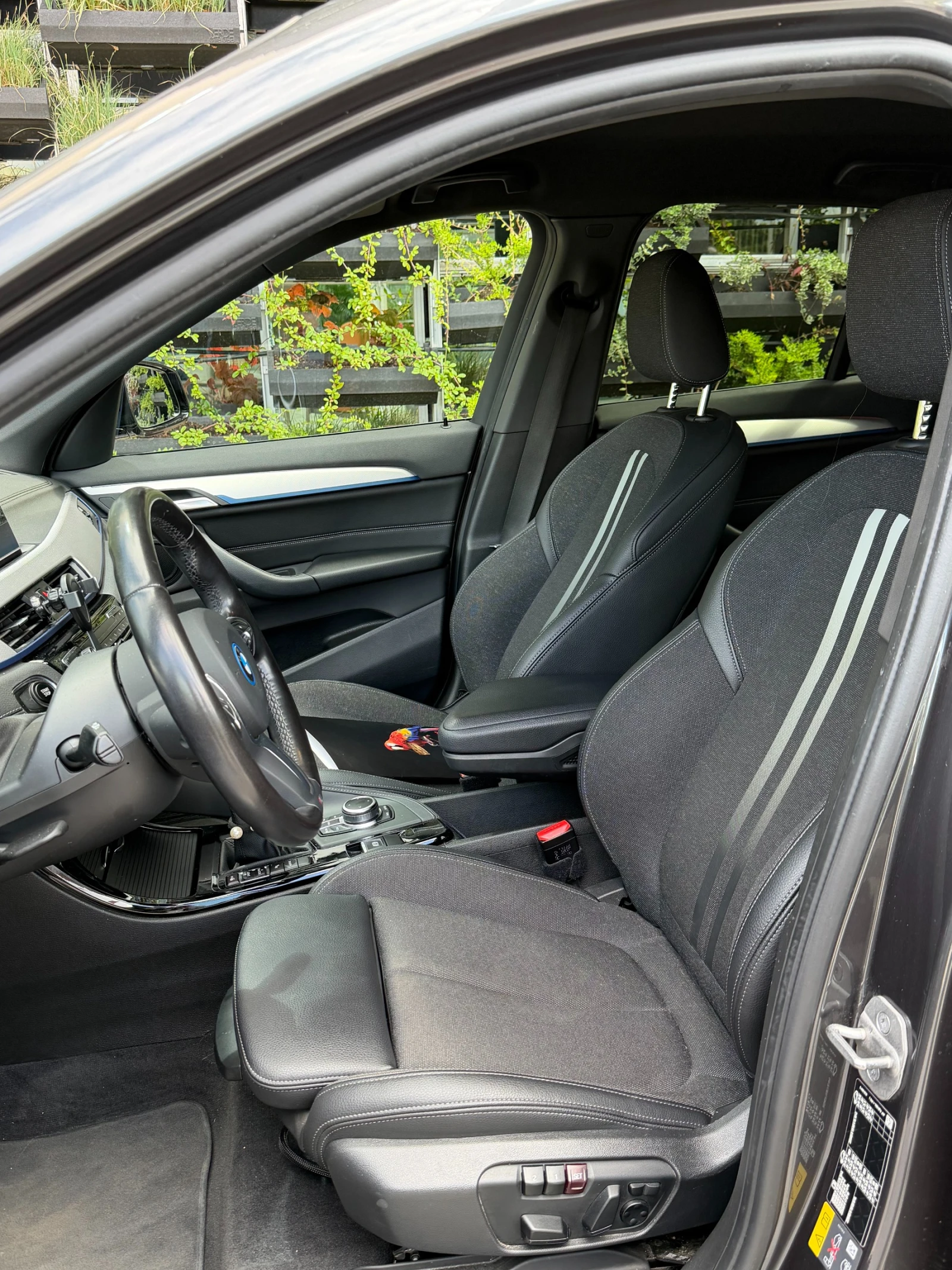 BMW X1 25e xDrive от БГ, снимка 5 - Автомобили и джипове - 54919225