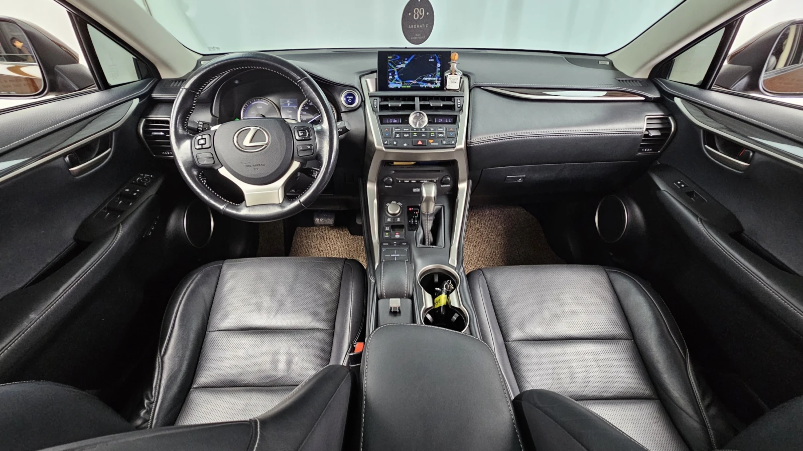 Lexus NX ЕЛ. БАГАЖНИК* BLIND SPOT* ЛЮК* КРАЙНА ЦЕНА, снимка 7 - Автомобили и джипове - 55385859