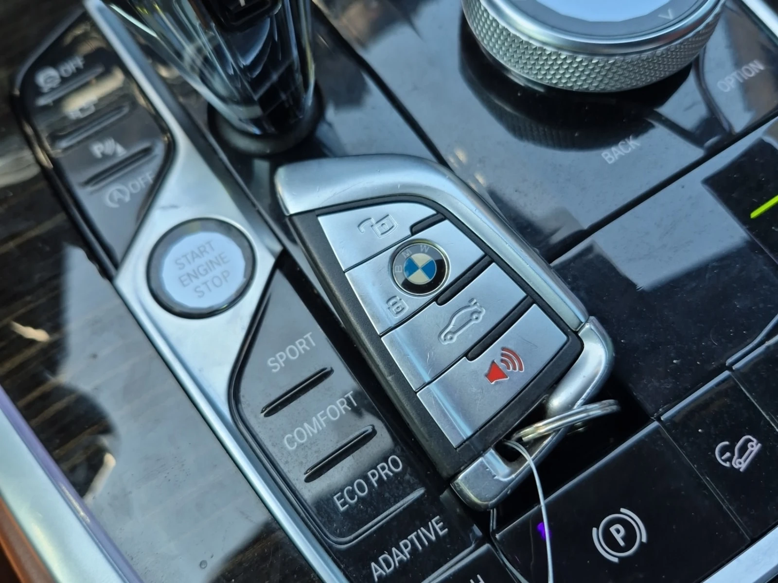 BMW X7 М ПАКЕТ/XDRIVE40I/CARFAX/ФИНАНСИРАНЕ, снимка 8 - Автомобили и джипове - 55827658