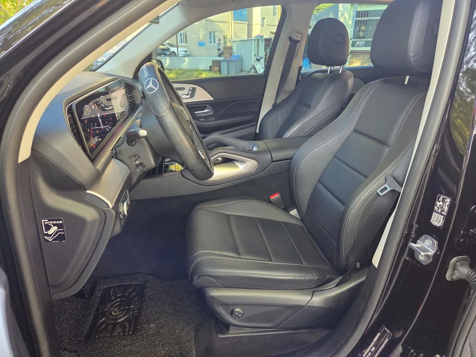 Mercedes-Benz GLE 300 4MATIC * AIRMATIC , снимка 7 - Автомобили и джипове - 56310846