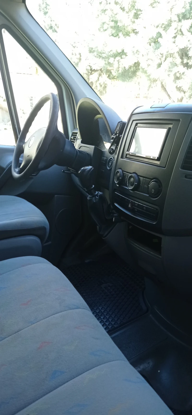 VW Crafter Товарен , снимка 8 - Бусове и автобуси - 47716902