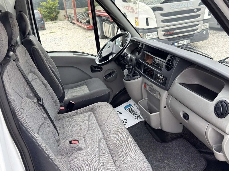 Renault Master 2.5 dci 120кс, снимка 10 - Бусове и автобуси - 52572522