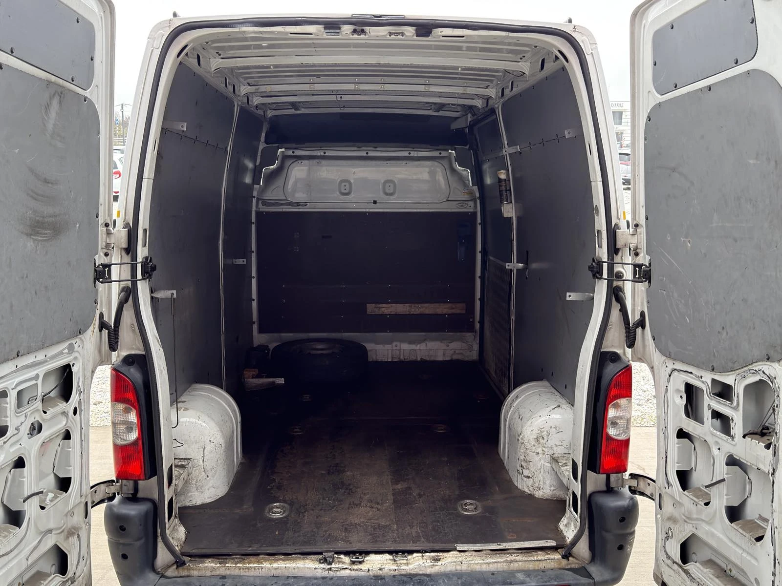 Renault Master 2.5 dci 120кс - изображение 7