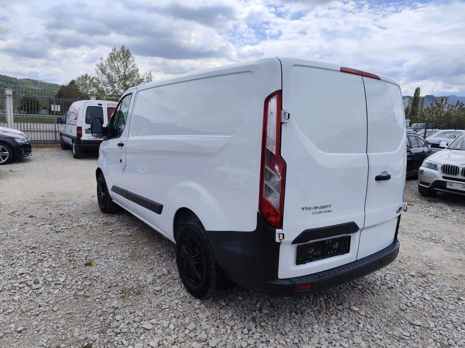Ford Transit Custom 2.2 дизел 84000 реални километра, снимка 10 - Бусове и автобуси - 54427392