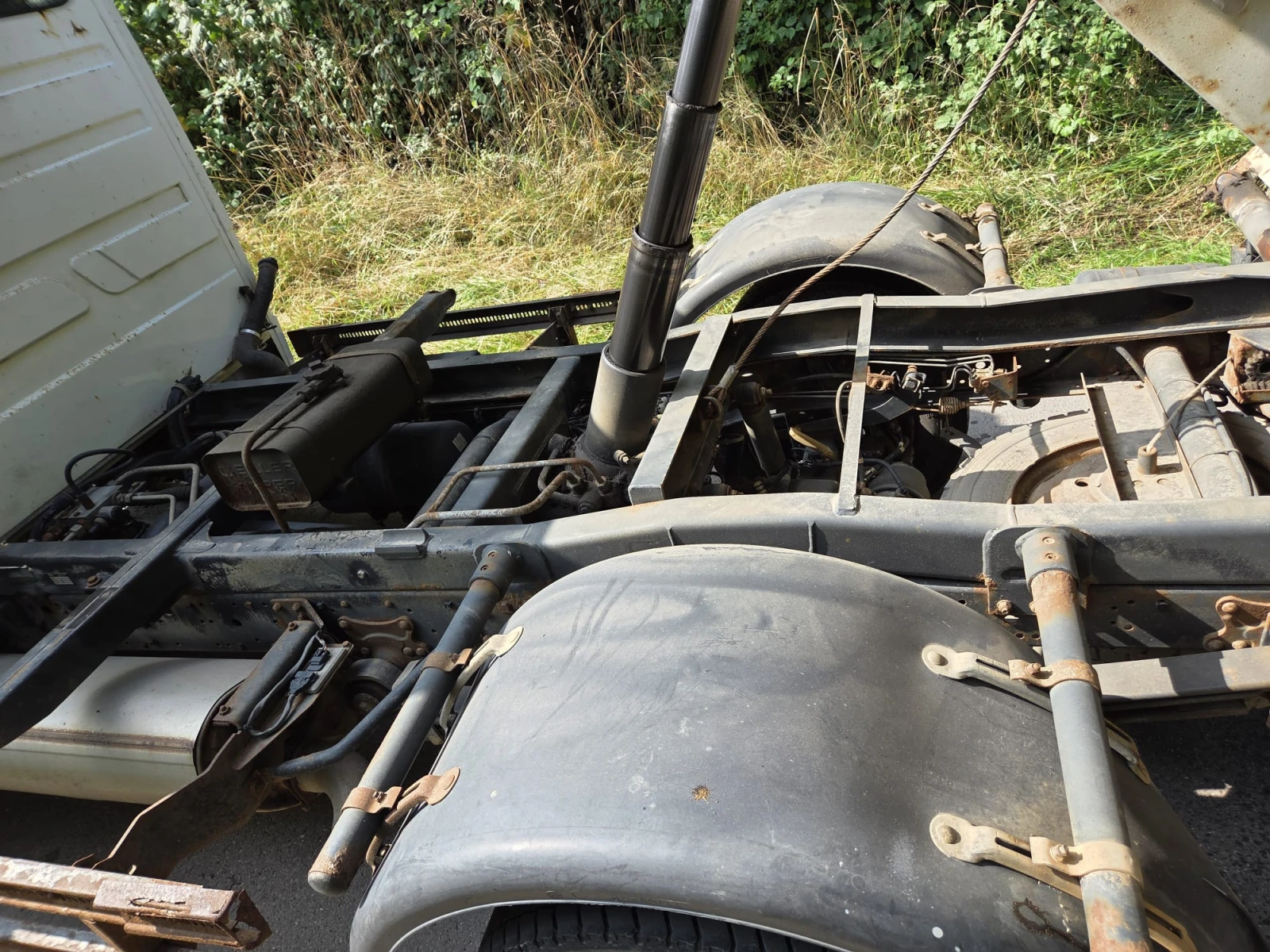 Mercedes-Benz 817 Тристранен самосвал - изображение 10