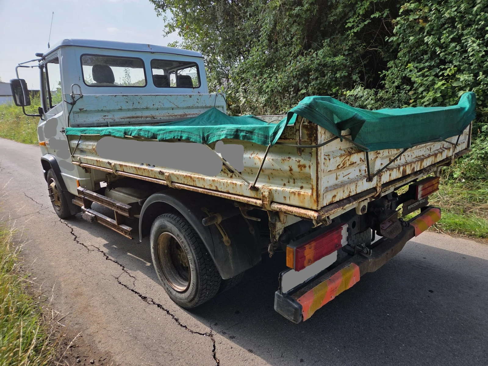 Mercedes-Benz 817 Тристранен самосвал - изображение 2