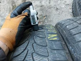 Гуми Зимни 235/55R18, снимка 4