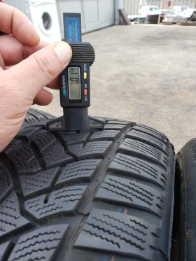 Гуми Зимни 205/60R16, снимка 7