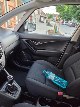 Hyundai Ix20, снимка 5