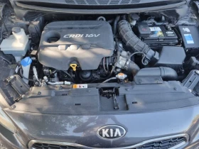 Kia Ceed 1.6CRDI Като нова, снимка 15