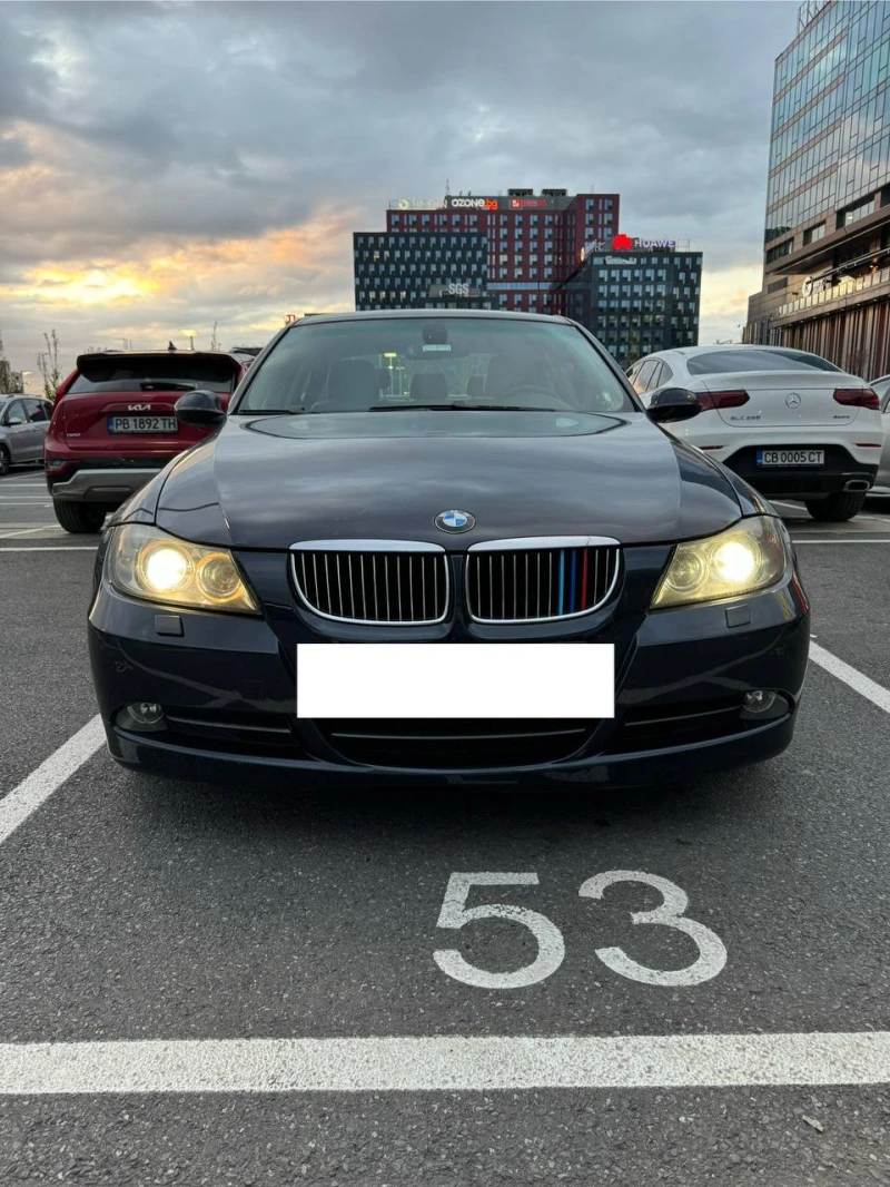 BMW 330 XI, снимка 1 - Автомобили и джипове - 47308151