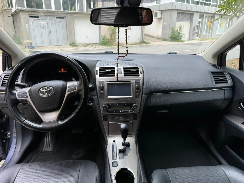 Toyota Avensis, снимка 8 - Автомобили и джипове - 47344854