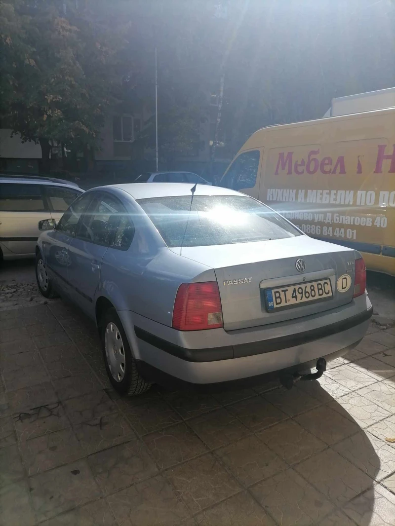 VW Passat, снимка 1 - Автомобили и джипове - 47496145