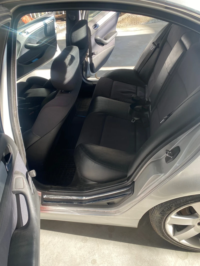 BMW 325 LPG, снимка 8 - Автомобили и джипове - 52640603