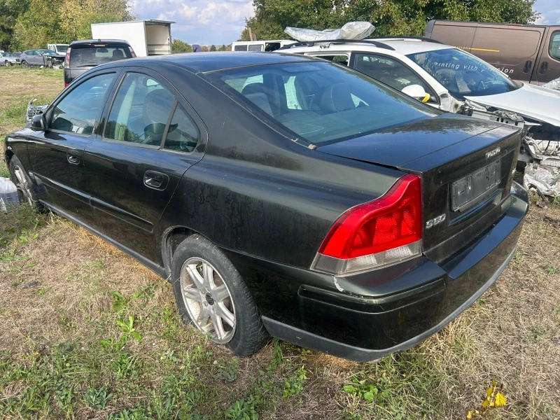 Volvo S60 2.4 d, снимка 2 - Автомобили и джипове - 52079717