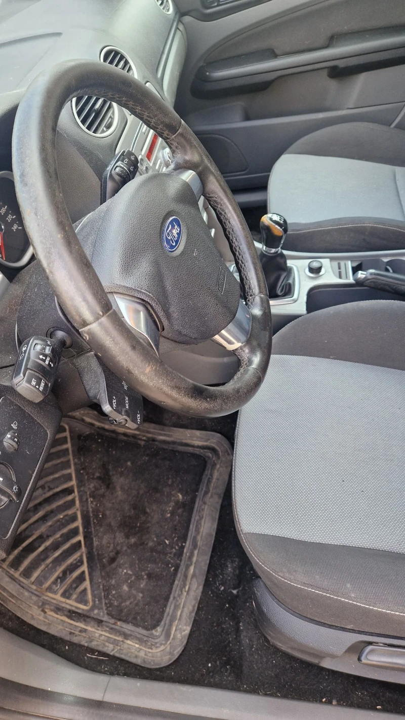 Ford Focus 1.6HDI - на части, снимка 8 - Автомобили и джипове - 52152107