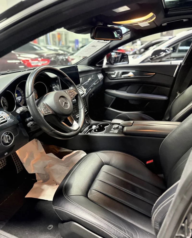 Mercedes-Benz CLS 400 DISTRONIC * * CARFAX * * АВТО КРЕДИТ * * , снимка 3 - Автомобили и джипове - 52811758
