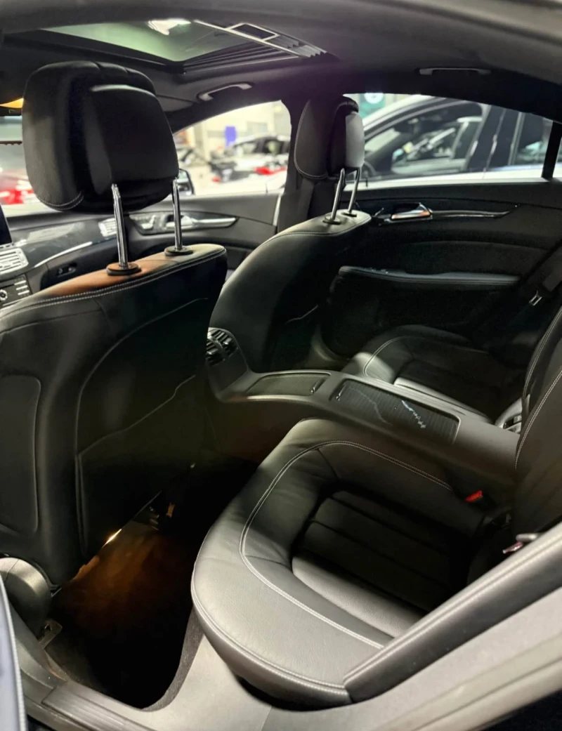 Mercedes-Benz CLS 400 DISTRONIC * * CARFAX * * АВТО КРЕДИТ * * , снимка 4 - Автомобили и джипове - 52811758