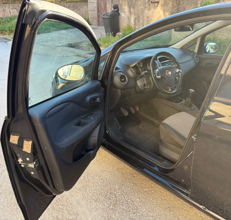 Fiat Punto 1.3 Multijet, снимка 8 - Автомобили и джипове - 52828683