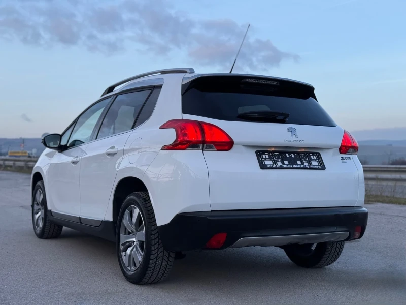 Peugeot 2008 ALLURE-AUTOMAT-109.000km-EURO-6B-PANORAMA, снимка 4 - Автомобили и джипове - 52891971