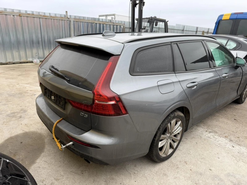 Volvo V60 2.0D 150HP, снимка 3 - Автомобили и джипове - 52933448