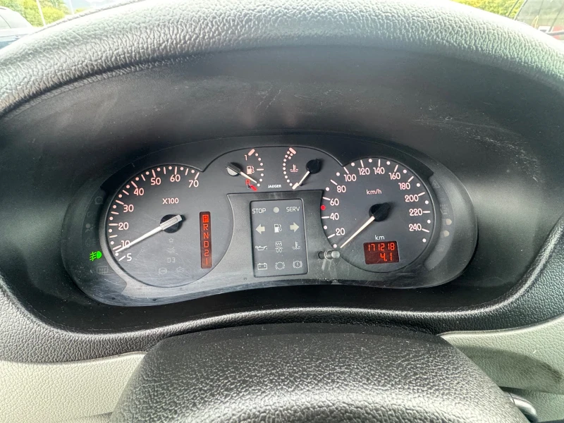 Renault Kangoo 1.4 АВТОМАТ БГ РЕГИСТРАЦИЯ НАПЪЛНО ОБСЛУЖЕН, снимка 10 - Автомобили и джипове - 53008402