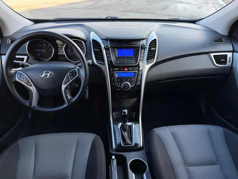 Hyundai I30 1.6 CRDi / AUTOMATIC / FACELIFT, снимка 8 - Автомобили и джипове - 53115084