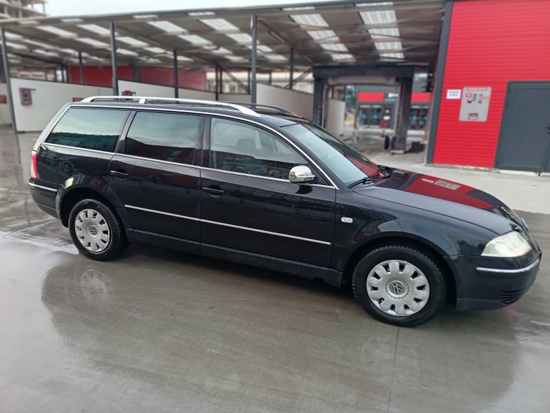 VW Passat 1.9 TDI 101 кс ХАЙЛАЙН ИЗПЪЛНЕНИЕ , снимка 3 - Автомобили и джипове - 53180243