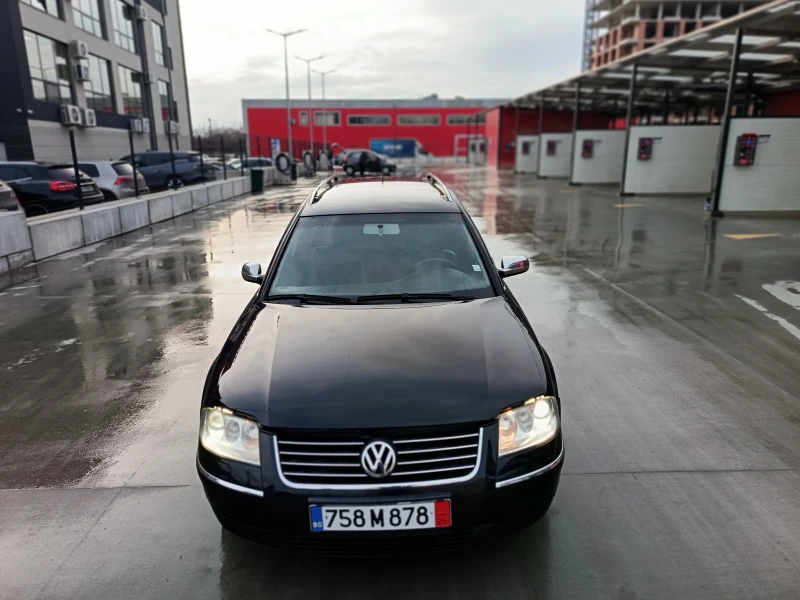 VW Passat 1.9 TDI 101 кс ХАЙЛАЙН ИЗПЪЛНЕНИЕ , снимка 11 - Автомобили и джипове - 53180243