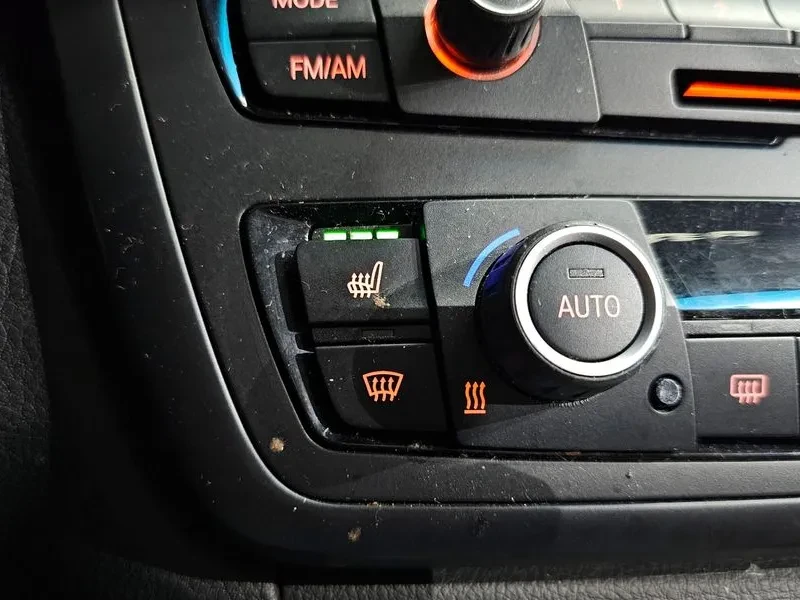 BMW 320 d, снимка 17 - Автомобили и джипове - 54202240