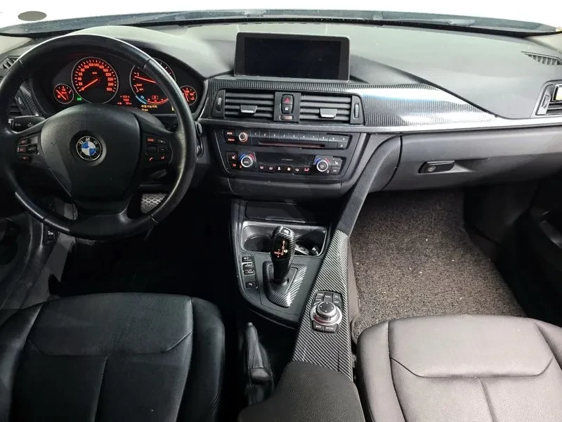 BMW 320 d, снимка 7 - Автомобили и джипове - 54202240