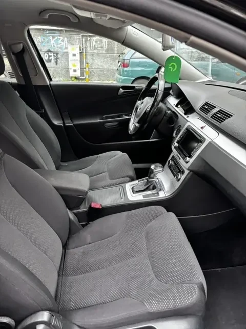VW Passat Variant, снимка 4 - Автомобили и джипове - 54832970
