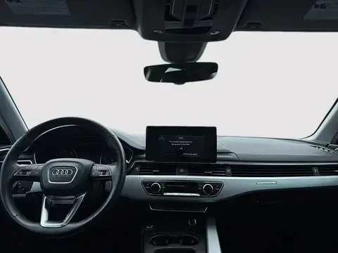 Audi A4 S-Line* Quattro* Камера* Carplay, снимка 10 - Автомобили и джипове - 55601695