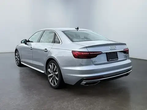 Audi A4 S-Line* Quattro* Камера* Carplay, снимка 6 - Автомобили и джипове - 55601695