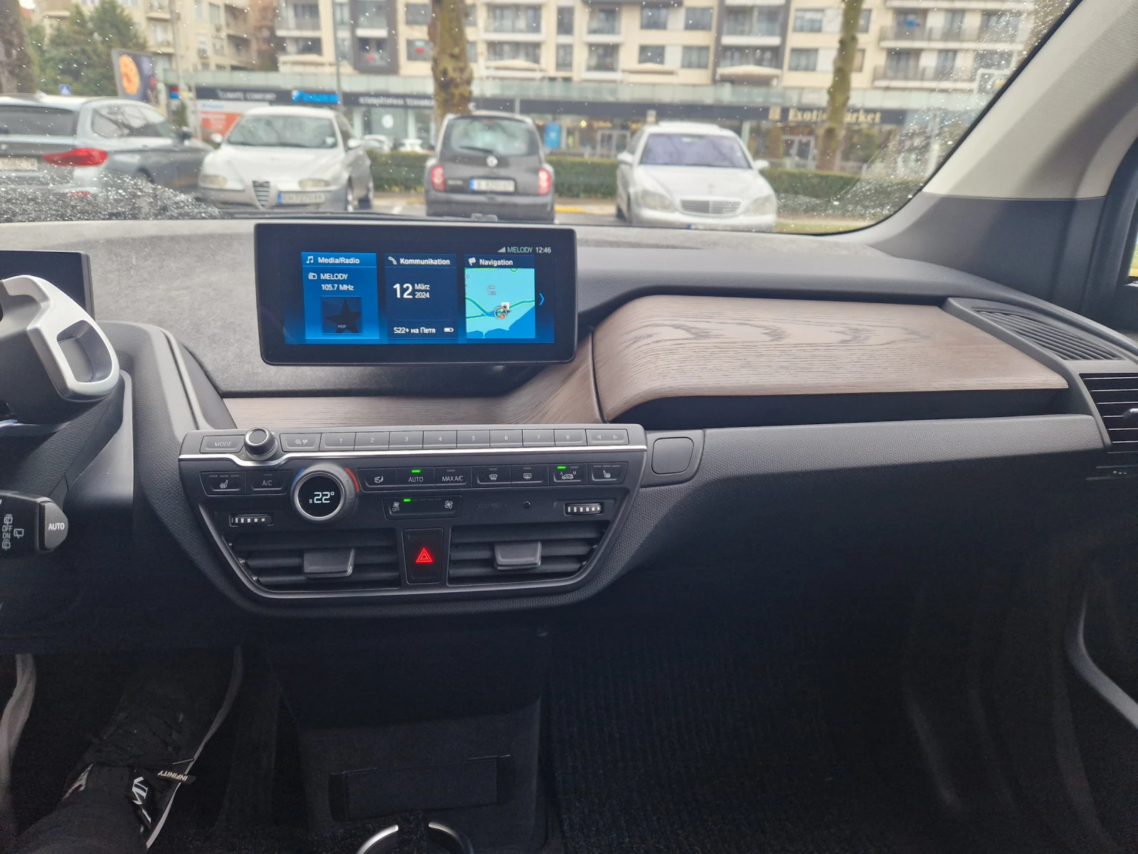 BMW i3 BMW Premium Selection/120 Ah/CARPLAY/ГАРАНЦИЯ/ - изображение 9