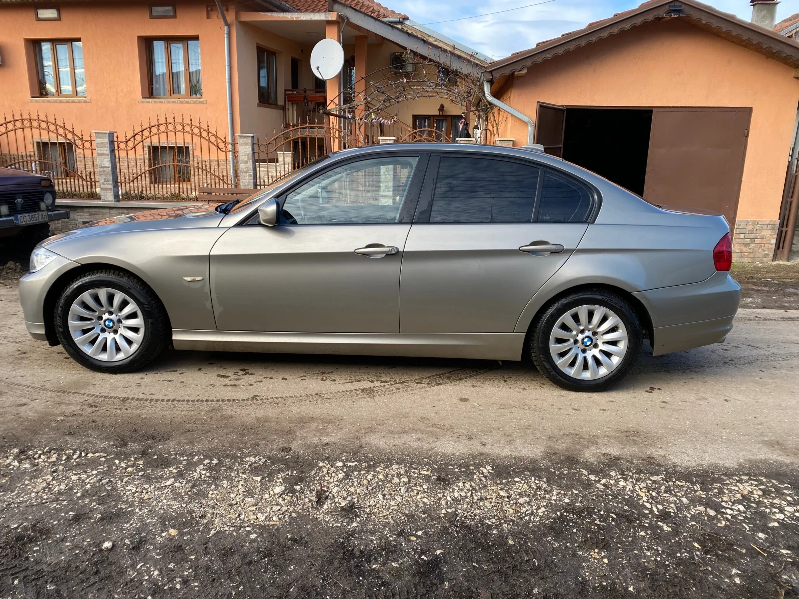 BMW 318 BMW 318d 136hp - изображение 7