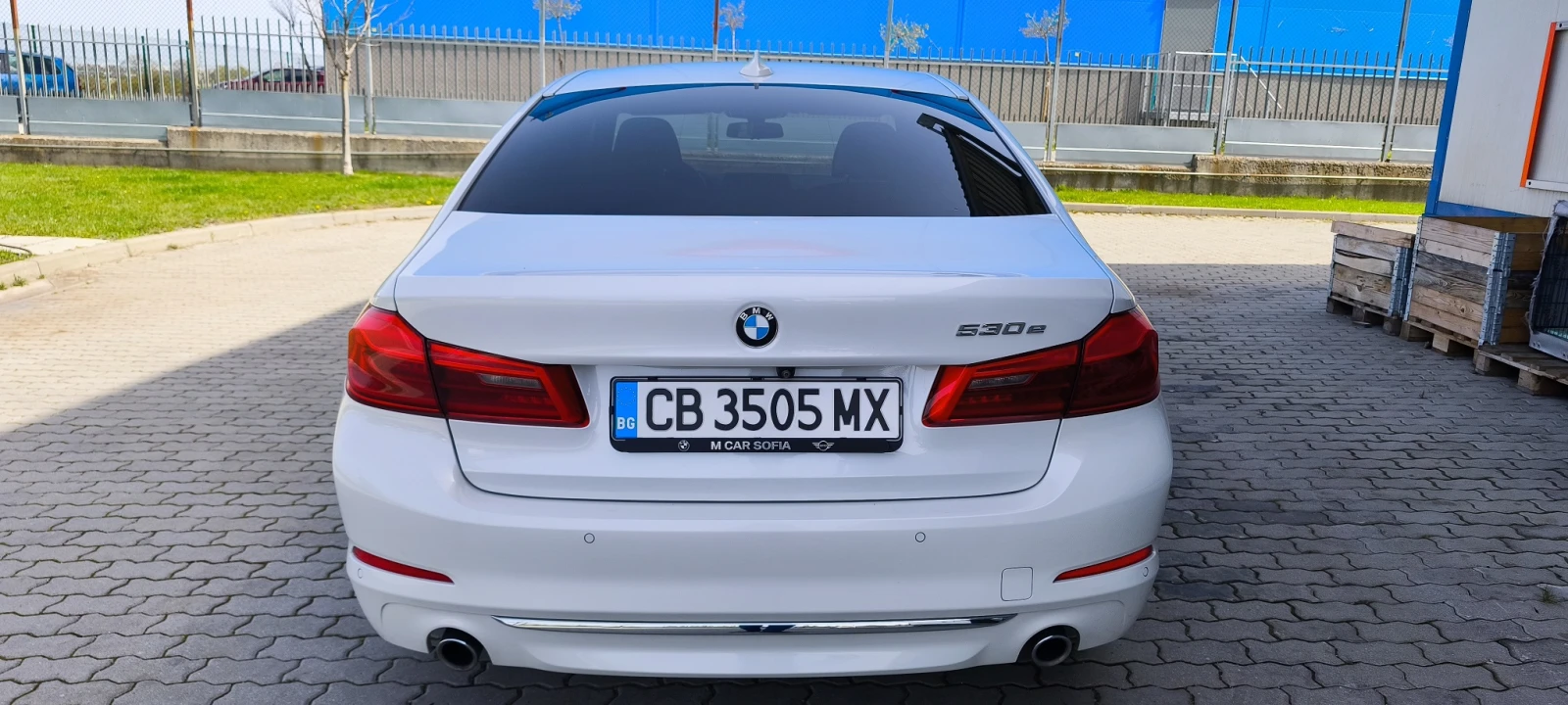 BMW 530E iPerformance 252 к.с. - изображение 5