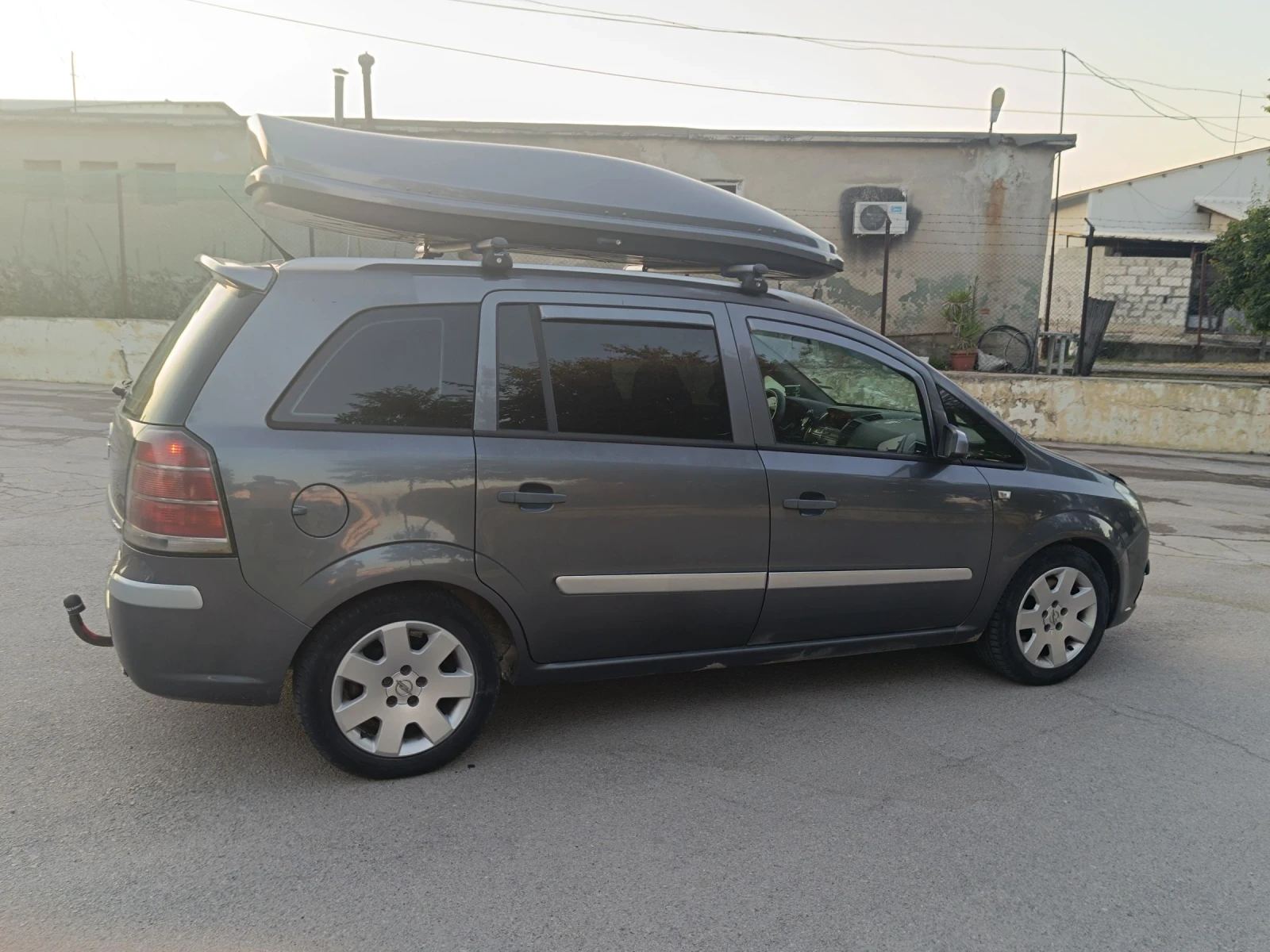 Opel Zafira 1.9 CDTI - 6 скорости - изображение 4