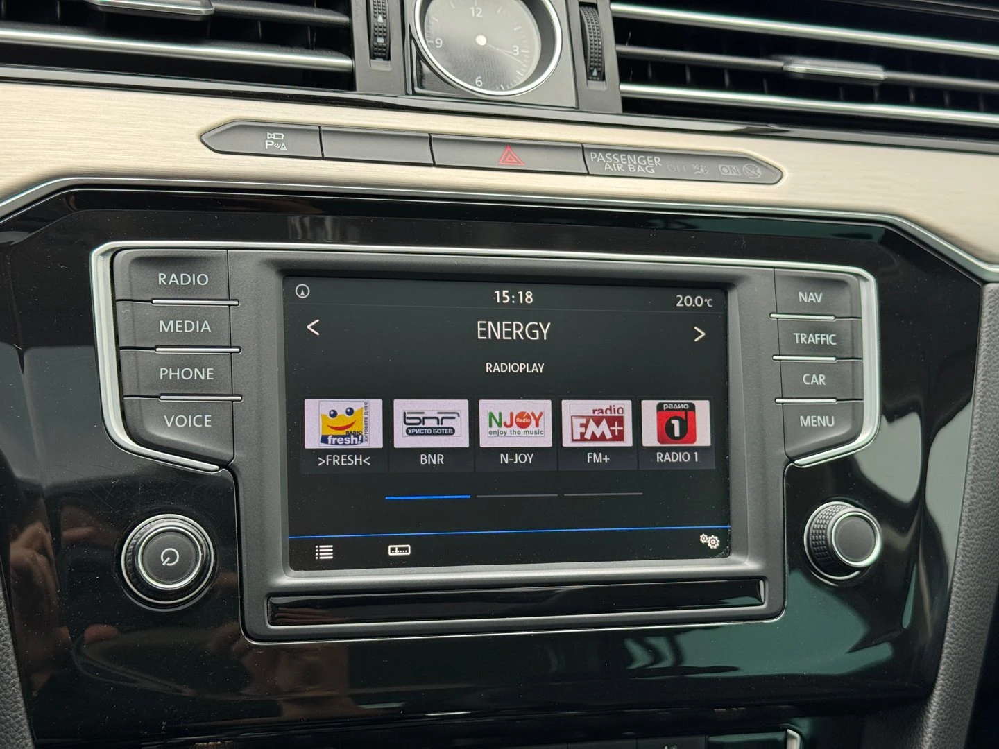 VW Passat VW Passat Var. SS HL 2.0TDI SCR BMT 4MOTION | Mobile.bg � ����������� 16