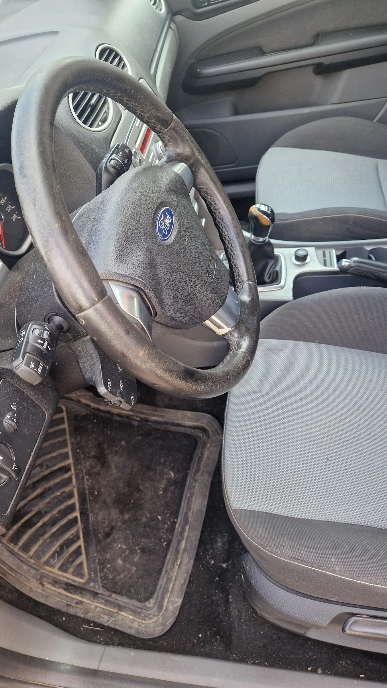 Ford Focus 16tdci 110ps - изображение 8