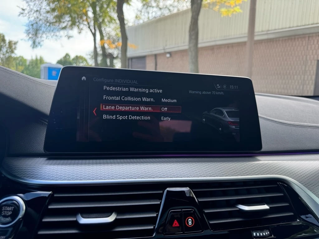 BMW 550 * M550i xDrive * CARFAX * ���� �� �� | Mobile.bg � ����������� 11