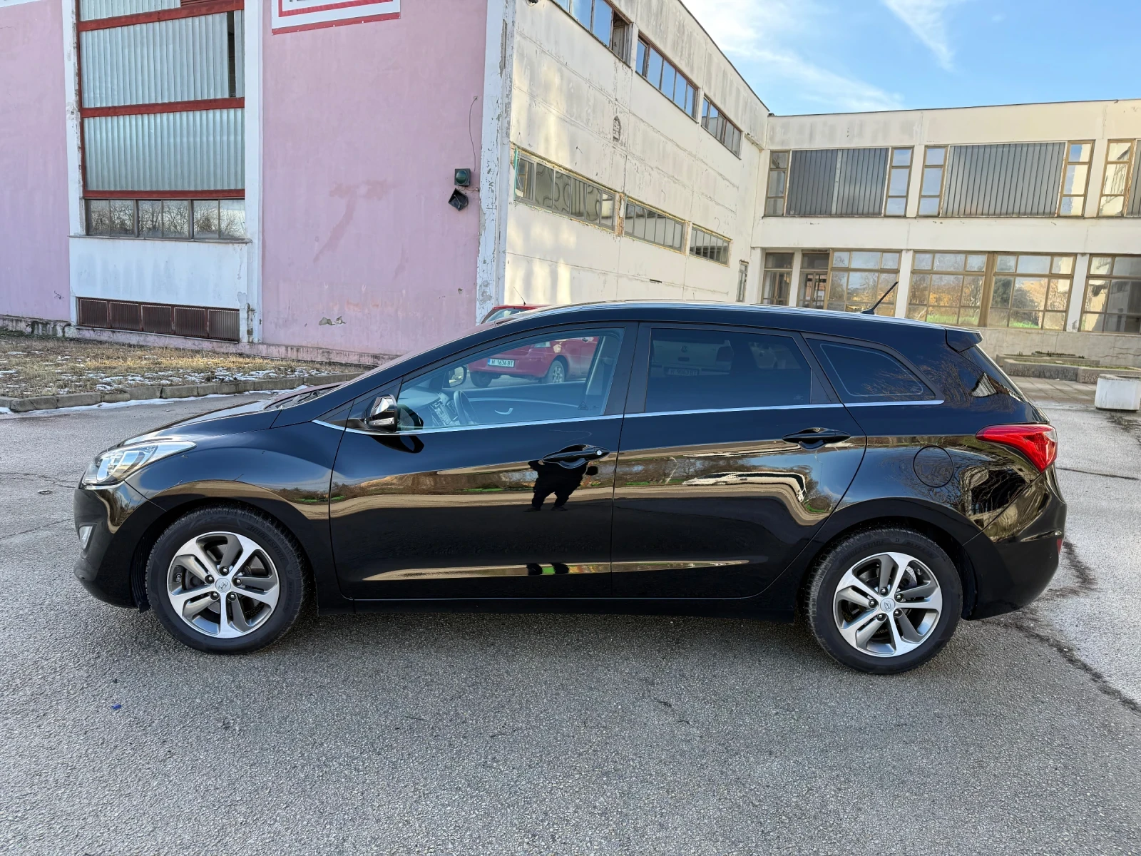Hyundai I30 1.6 CRDi / AUTOMATIC / FACELIFT - изображение 6