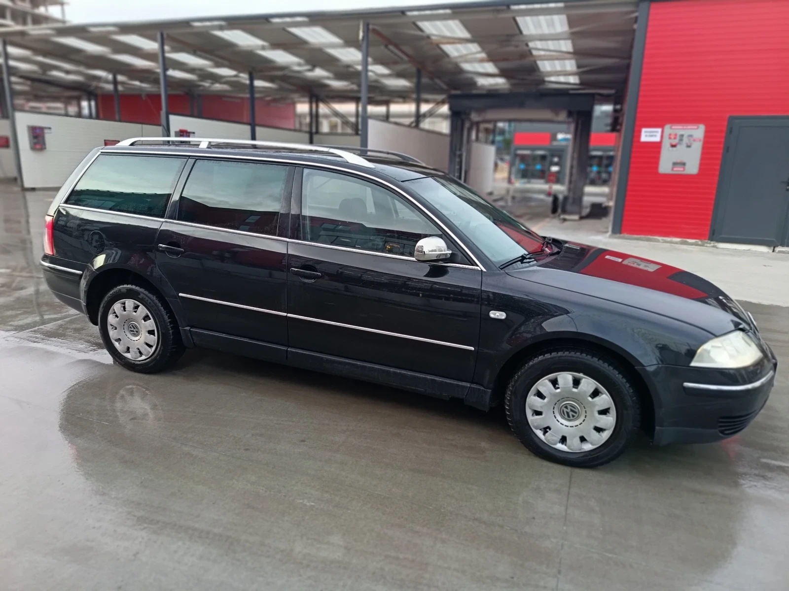 VW Passat 1.9 TDI 101 кс ХАЙЛАЙН ИЗПЪЛНЕНИЕ  - изображение 3