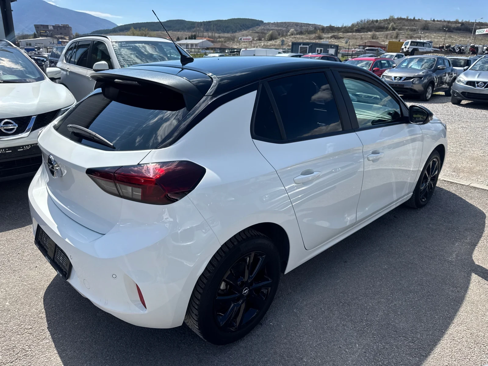 Opel Corsa 1.5d ENJOY , снимка 4 - Автомобили и джипове - 53344011