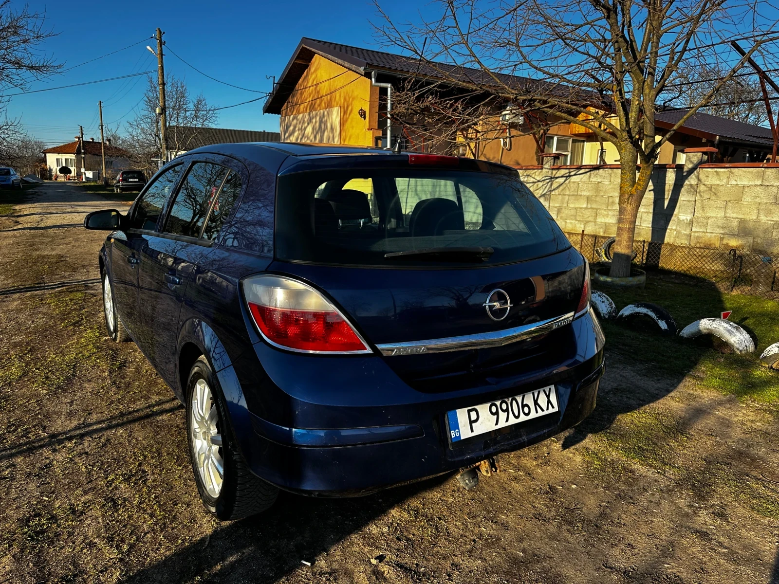 Opel Astra 1.7 CDTI ISUZO, снимка 6 - Автомобили и джипове - 53758036
